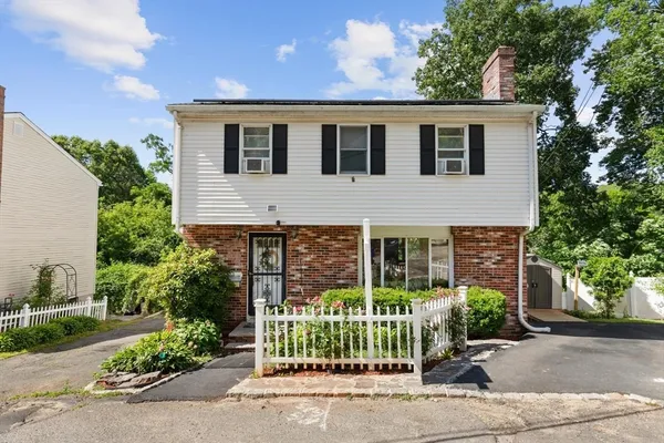 $784,900 | 70 Crescent Lane, Malden, MA 02148