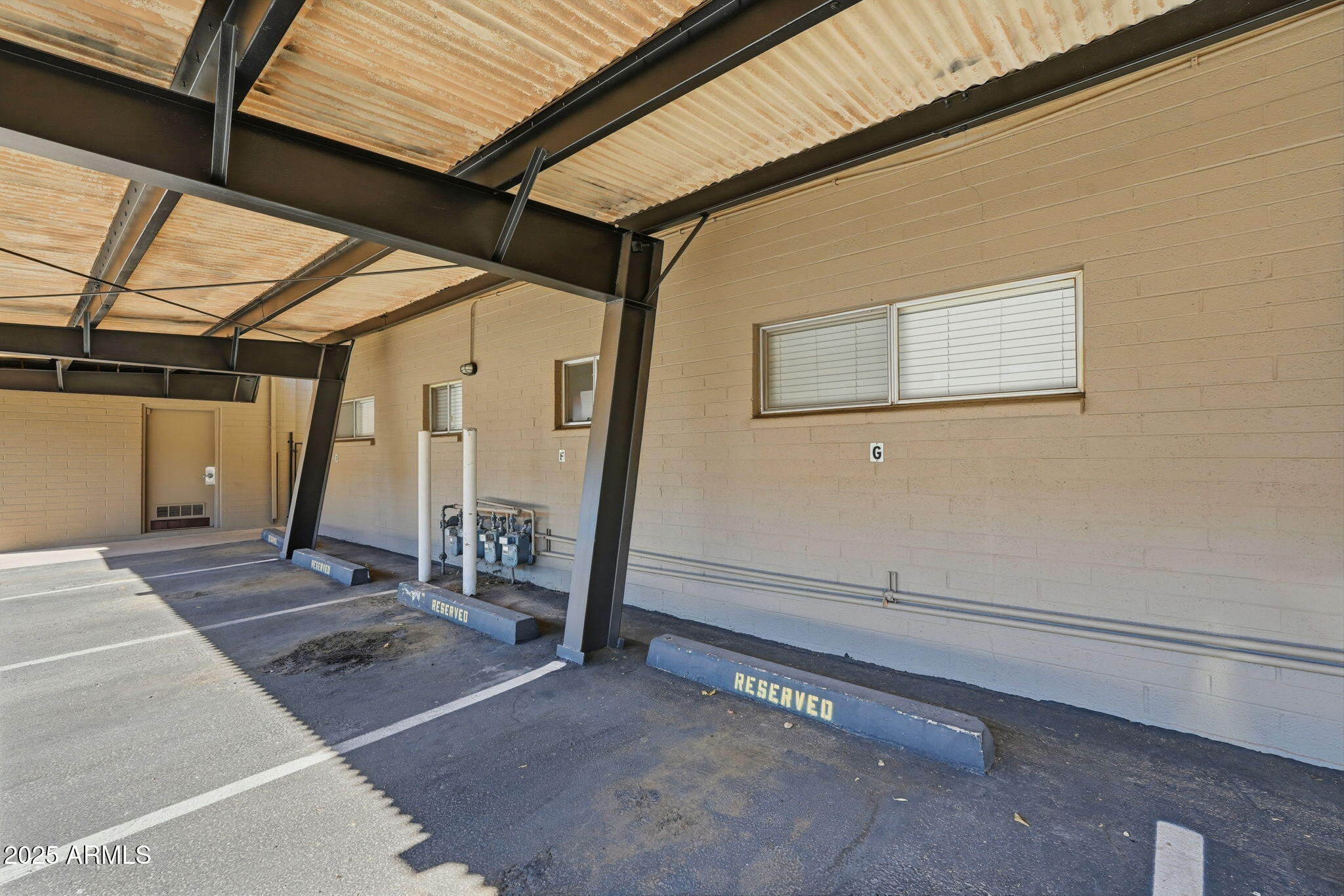 6544 North 12th Street, Unit 19 Phoenix, AZ 85014 - Photo 27 of 44 a view of an empty room