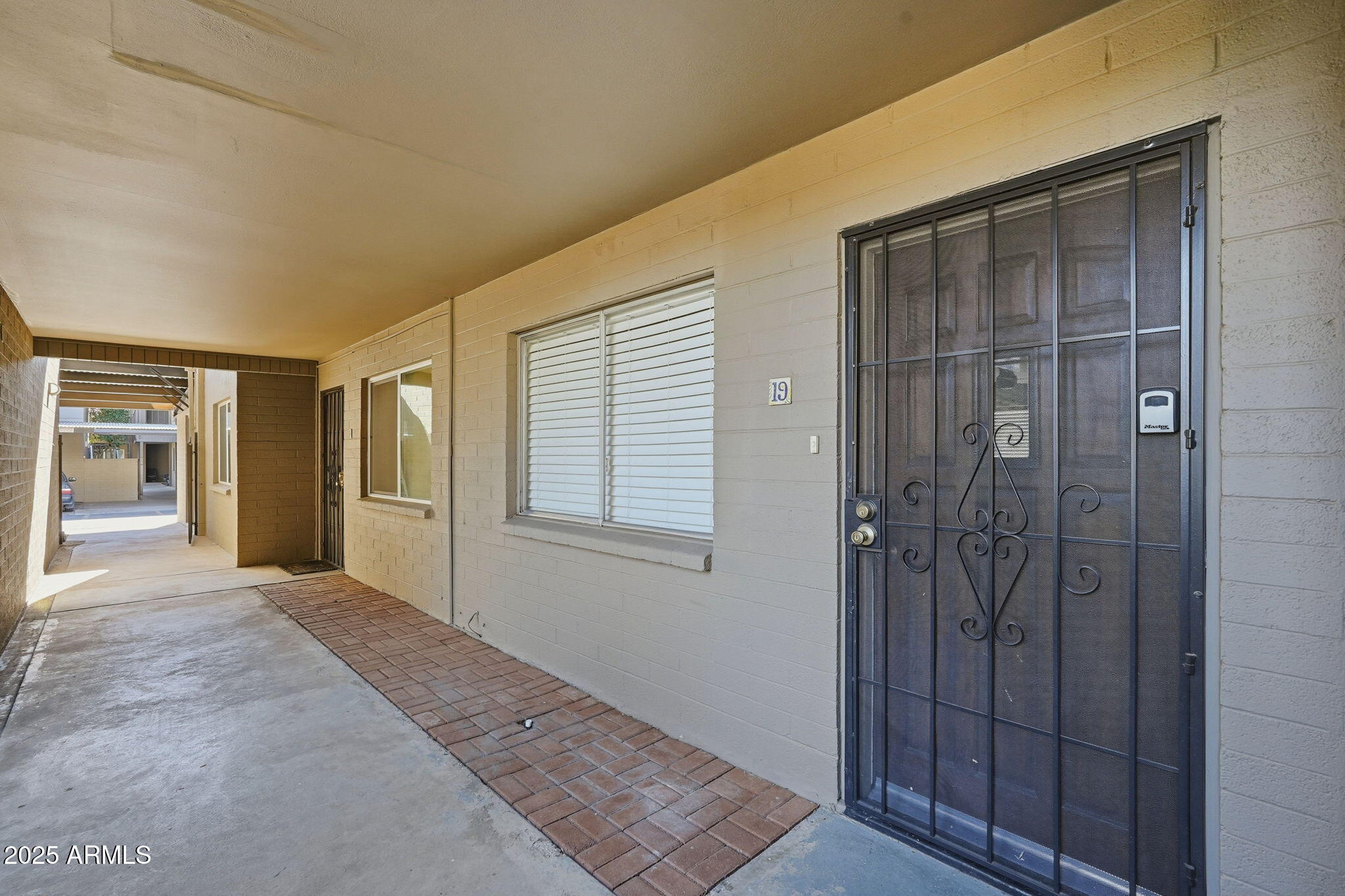 6544 North 12th Street, Unit 19 Phoenix, AZ 85014 - Photo 44 of 44 a view of entryway with bathroom