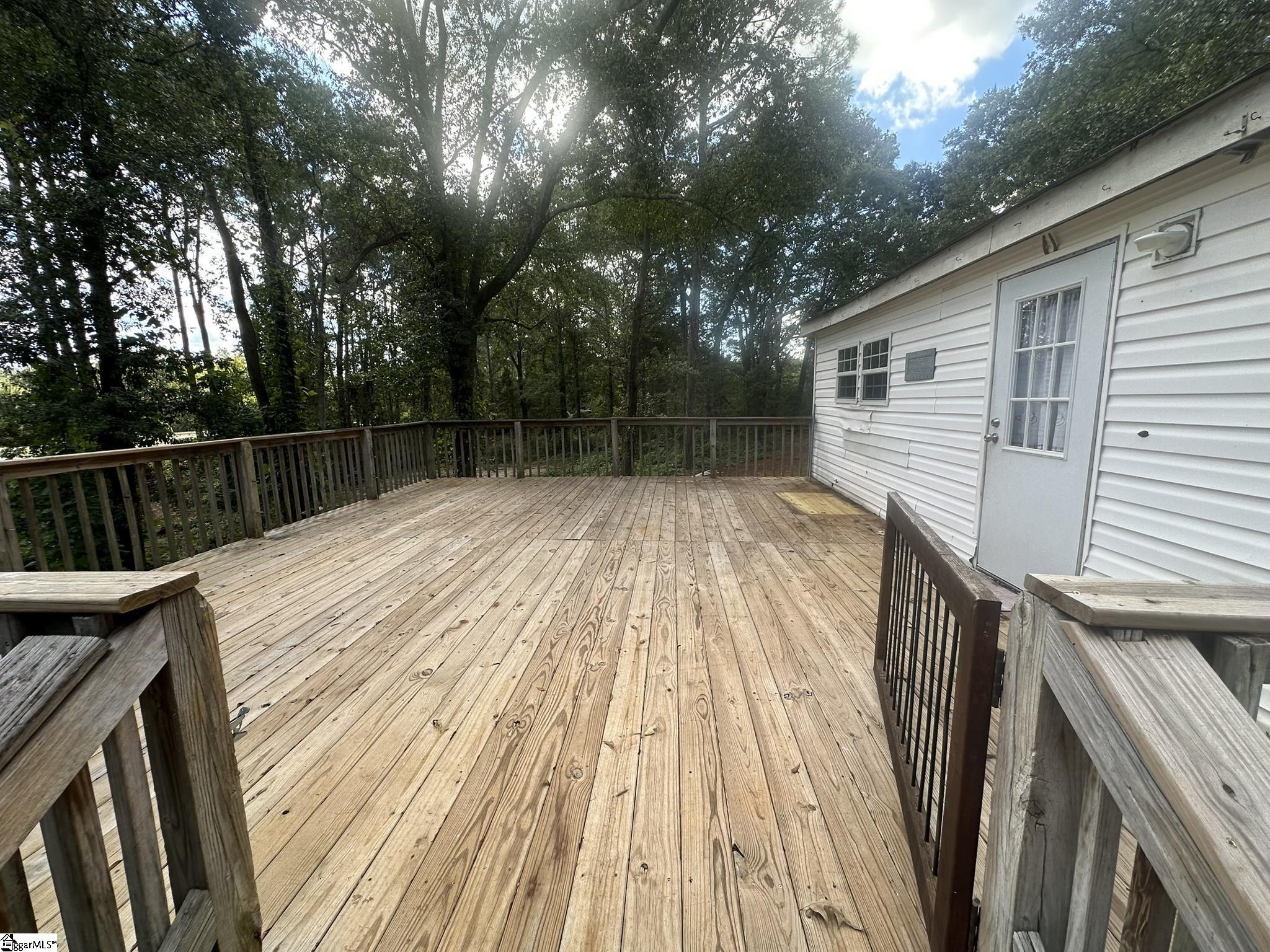 220 Oak Shores Road Anderson, SC 29625 - Photo 13 of 22