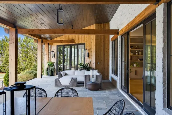 $5,000,000 | 943 Kennesaw Due West Road Northwest, Kennesaw, GA 30152