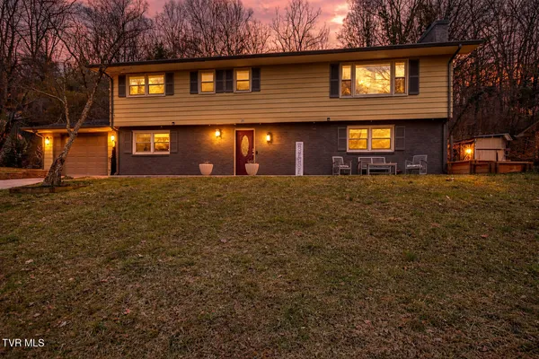 $379,900 | 155 Santa Monica Drive, Bristol, VA 24201