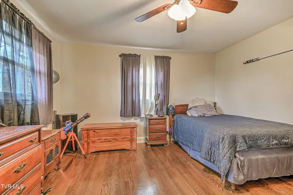 $379,900 | 155 Santa Monica Drive, Bristol, VA 24201