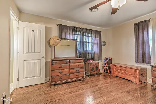 $379,900 | 155 Santa Monica Drive, Bristol, VA 24201