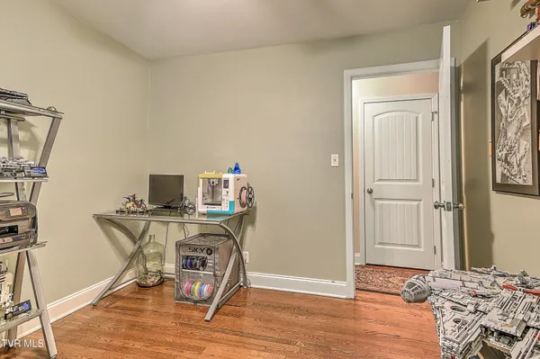 $379,900 | 155 Santa Monica Drive, Bristol, VA 24201