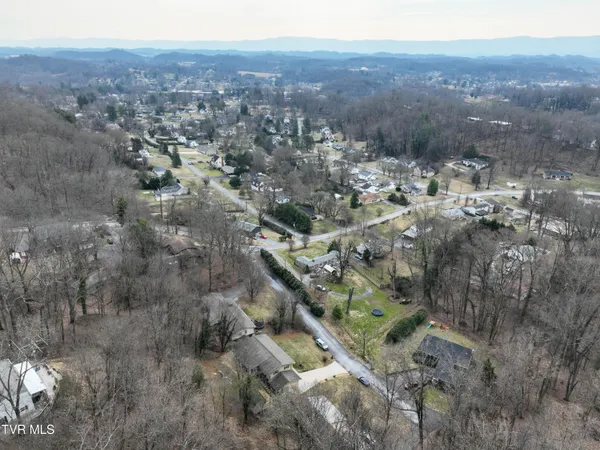 $379,900 | 155 Santa Monica Drive, Bristol, VA 24201