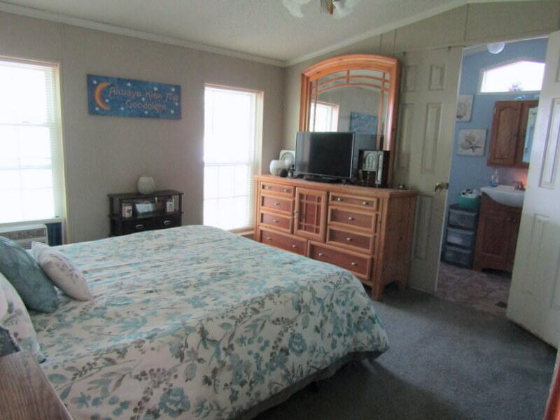 150 Meadow Hill Road Greene, ME 04236 - Photo 14 of 33 Masterbedrm
