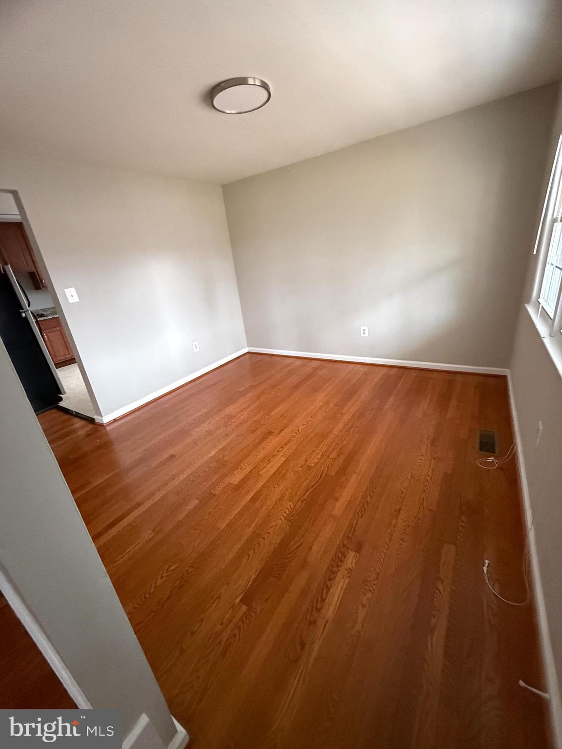 4542 Kingston Road Woodbridge, VA 22193 - Photo 5 of 15 a view of an empty room