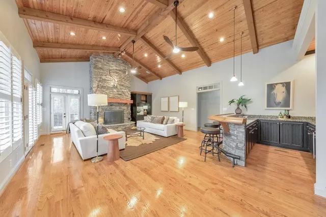 a view of statue in a garden