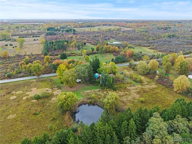 $199,999 | 982 Sumner Road, Darien, NY 14040