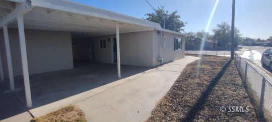 137 South Sunland Street Ridgecrest, CA 93555 - Photo 7 of 18 a view of balcony