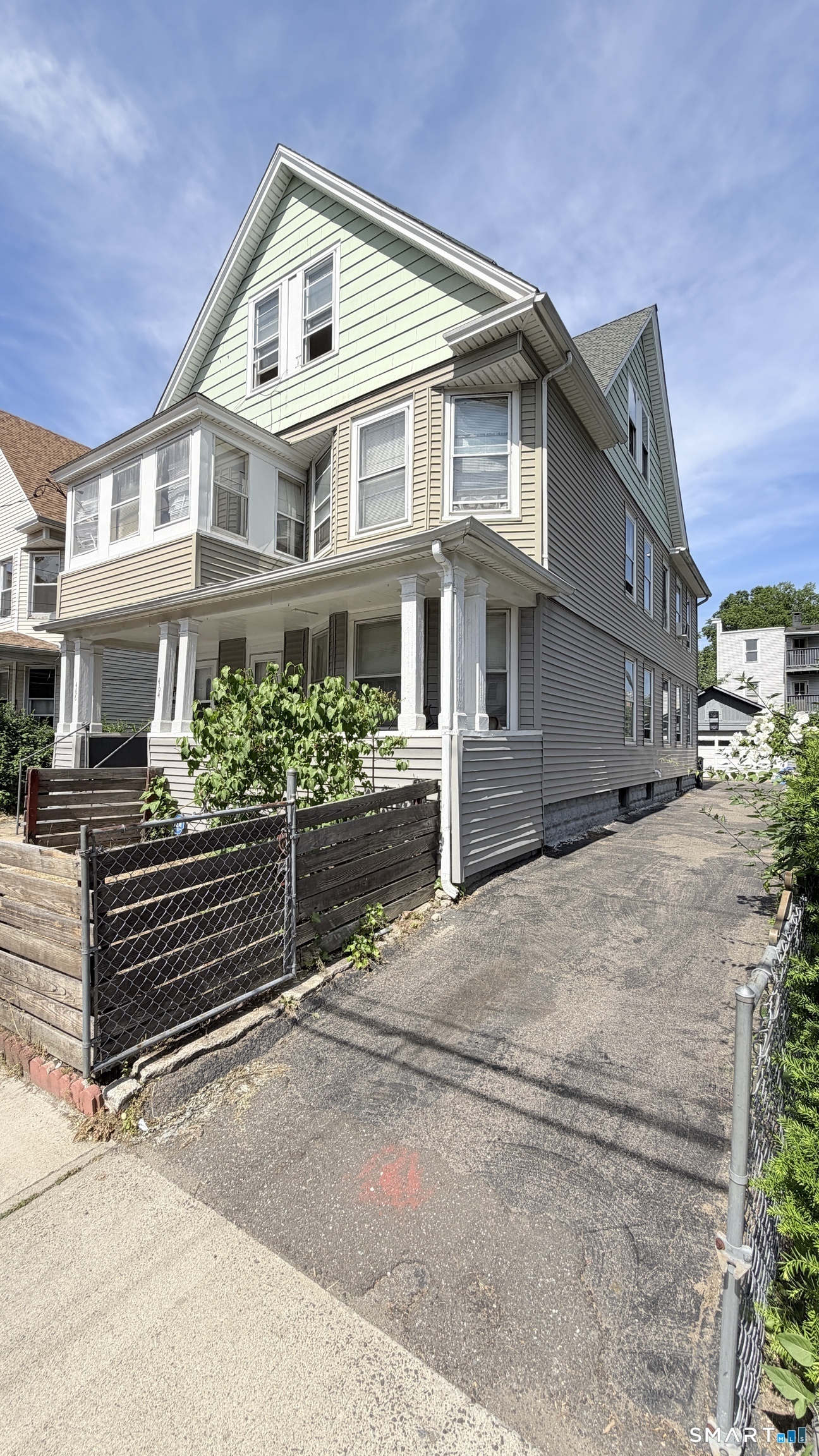 466 Hollister Avenue, Unit 3 Bridgeport, CT 06607 - Photo 1 of 10