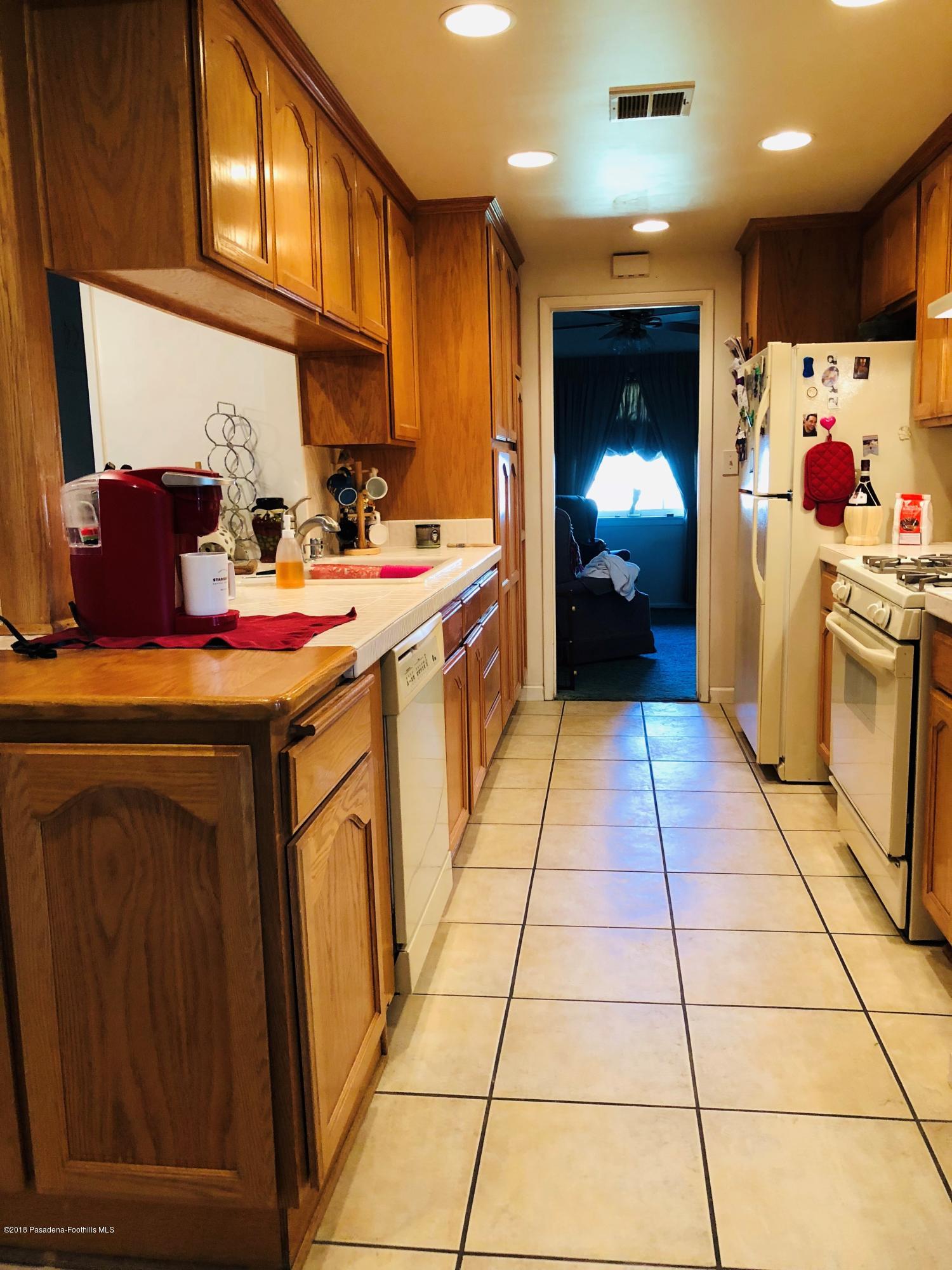 18408 East Kirkwall Road Azusa, CA 91702 - Photo 4 of 6 3