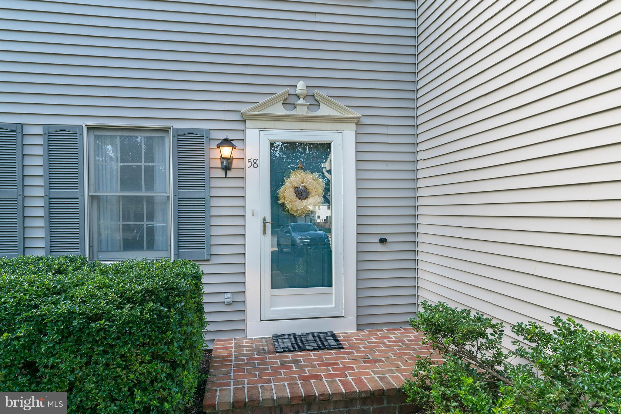 58 Robinhill Drive Lititz, PA 17543 - Photo 2 of 26 Gallery Image 2