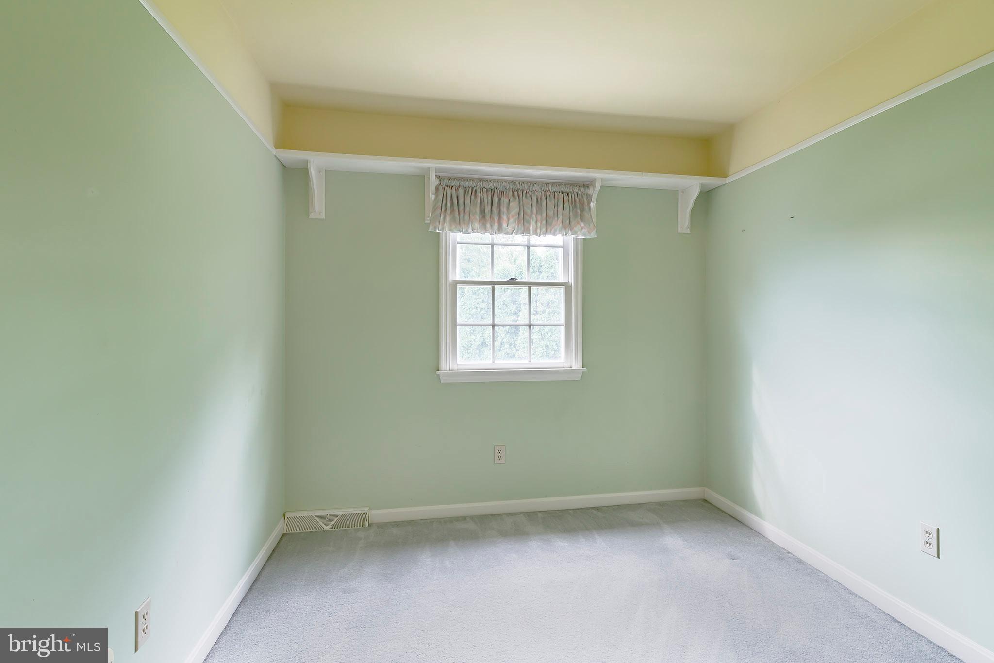 58 Robinhill Drive Lititz, PA 17543 - Photo 17 of 26 Gallery Image 17