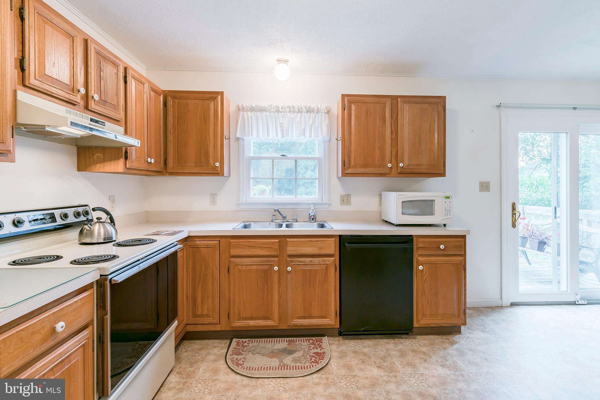 58 Robinhill Drive Lititz, PA 17543 - Photo 10 of 26 Gallery Image 10