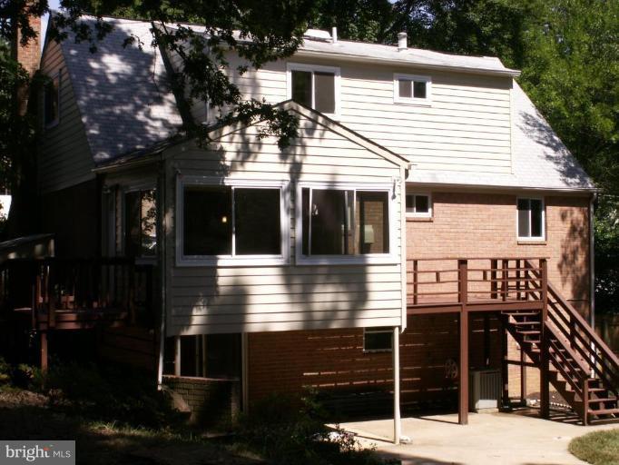 6908 Vancouver Road Springfield, VA 22152 - Photo 4 of 5 Exterior (Rear)