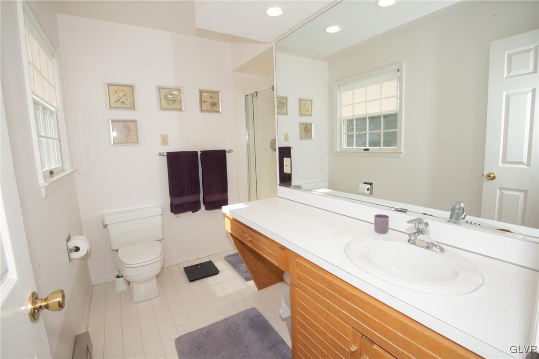 1145 Sunset View Drive Bethlehem, PA 18017 - Photo 23 of 32