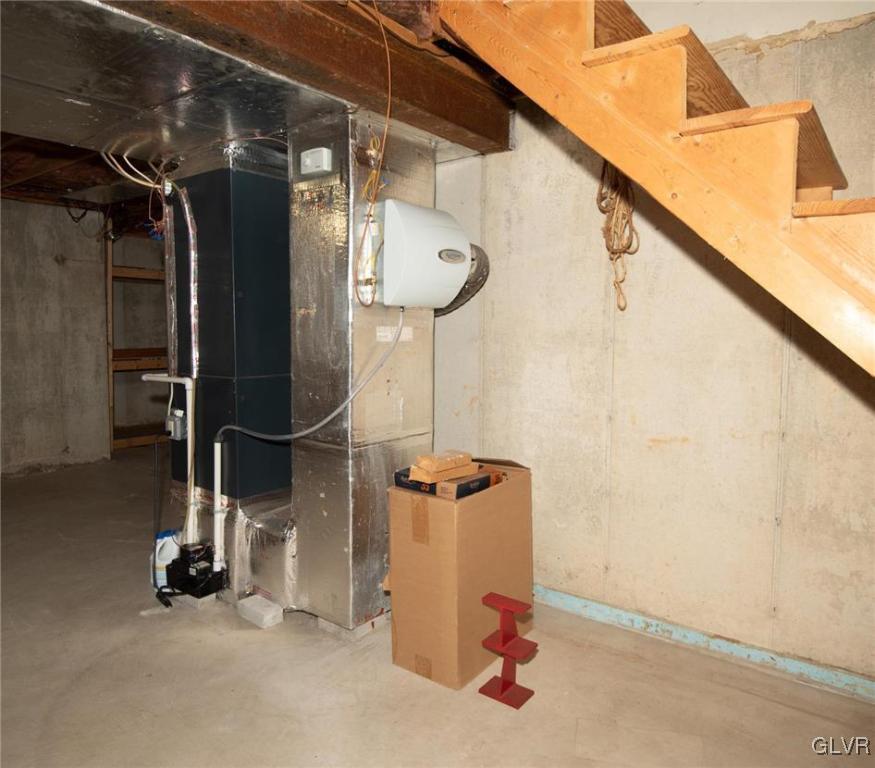 1145 Sunset View Drive Bethlehem, PA 18017 - Photo 30 of 32