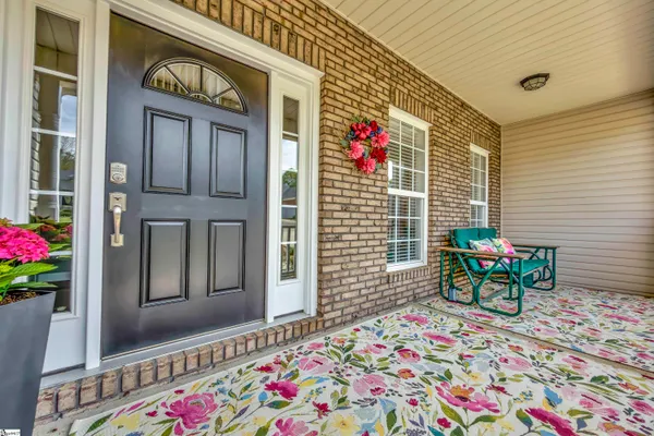 $635,000 | 9 Shannon Creek Court, Greenville, SC 29615