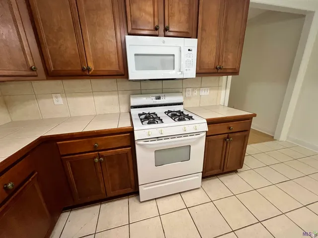 $1,700 | 2966 Magazine Drive, Baton Rouge, LA 70816