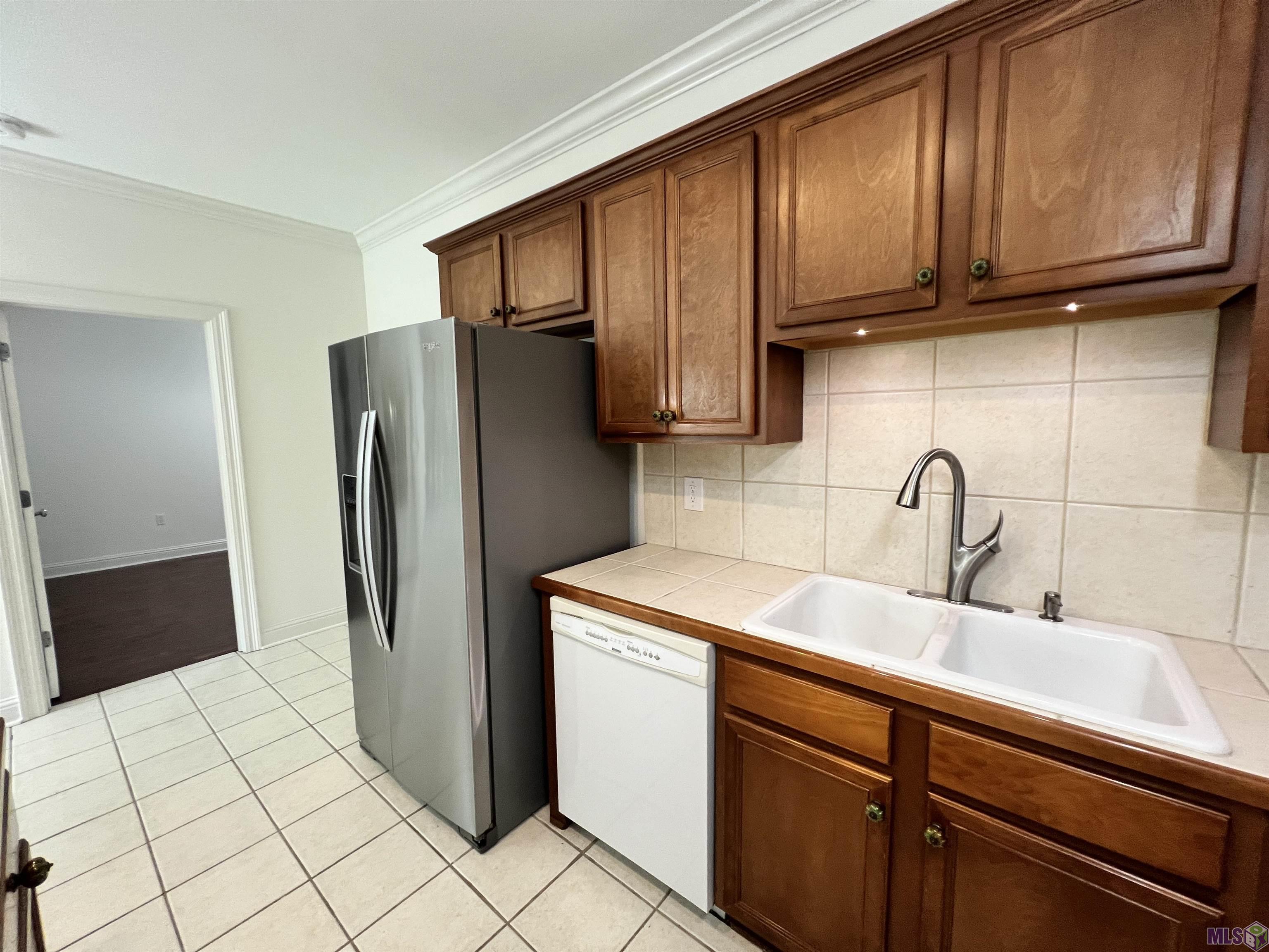 2966 Magazine Drive Baton Rouge, LA 70816 - Photo 9 of 24