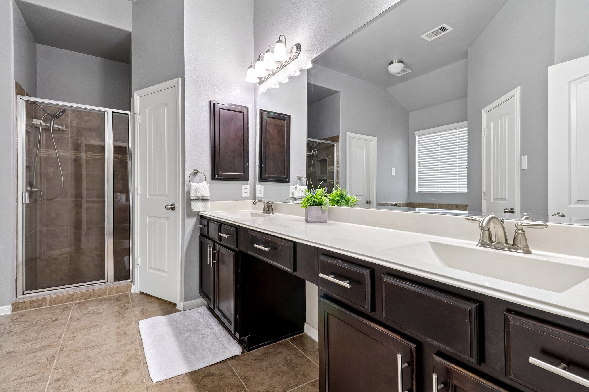21396 Timber Lodge Lane Porter, TX 77365 - Photo 20 of 34 double vanity