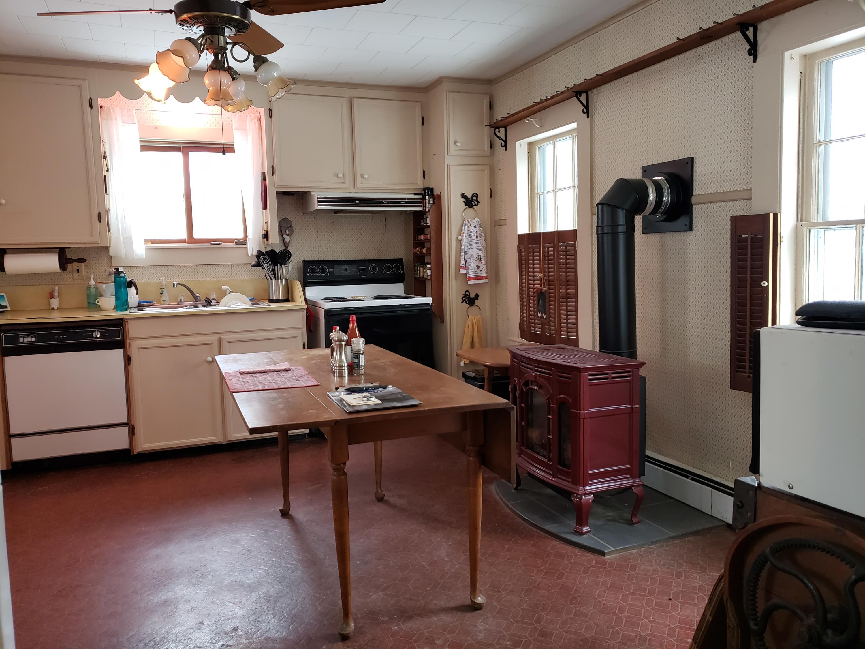 8 Pepperrell Road Kittery, ME 03905 - Photo 6 of 21 Kitchen