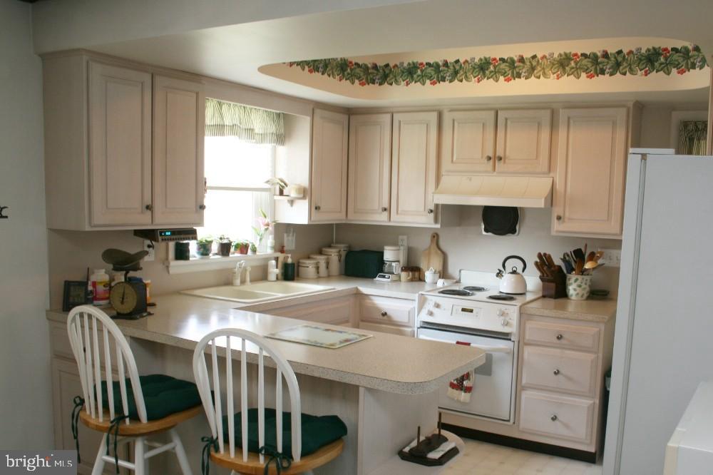 1012 Nissley Road Lancaster, PA 17601 - Photo 2 of 16 Gallery Image 2