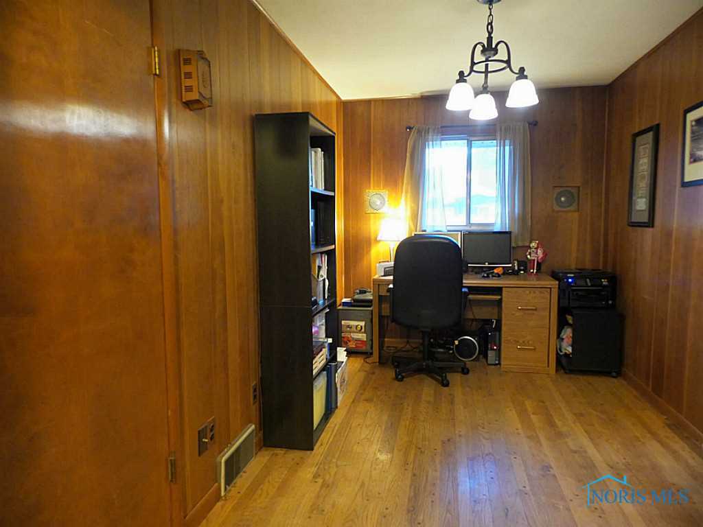 3619 Robin Road Toledo, OH 43623 - Photo 8 of 19 Gallery Image 8