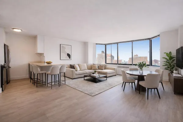 $6,200 | 1735 York Avenue, Unit 14H | Upper East Side