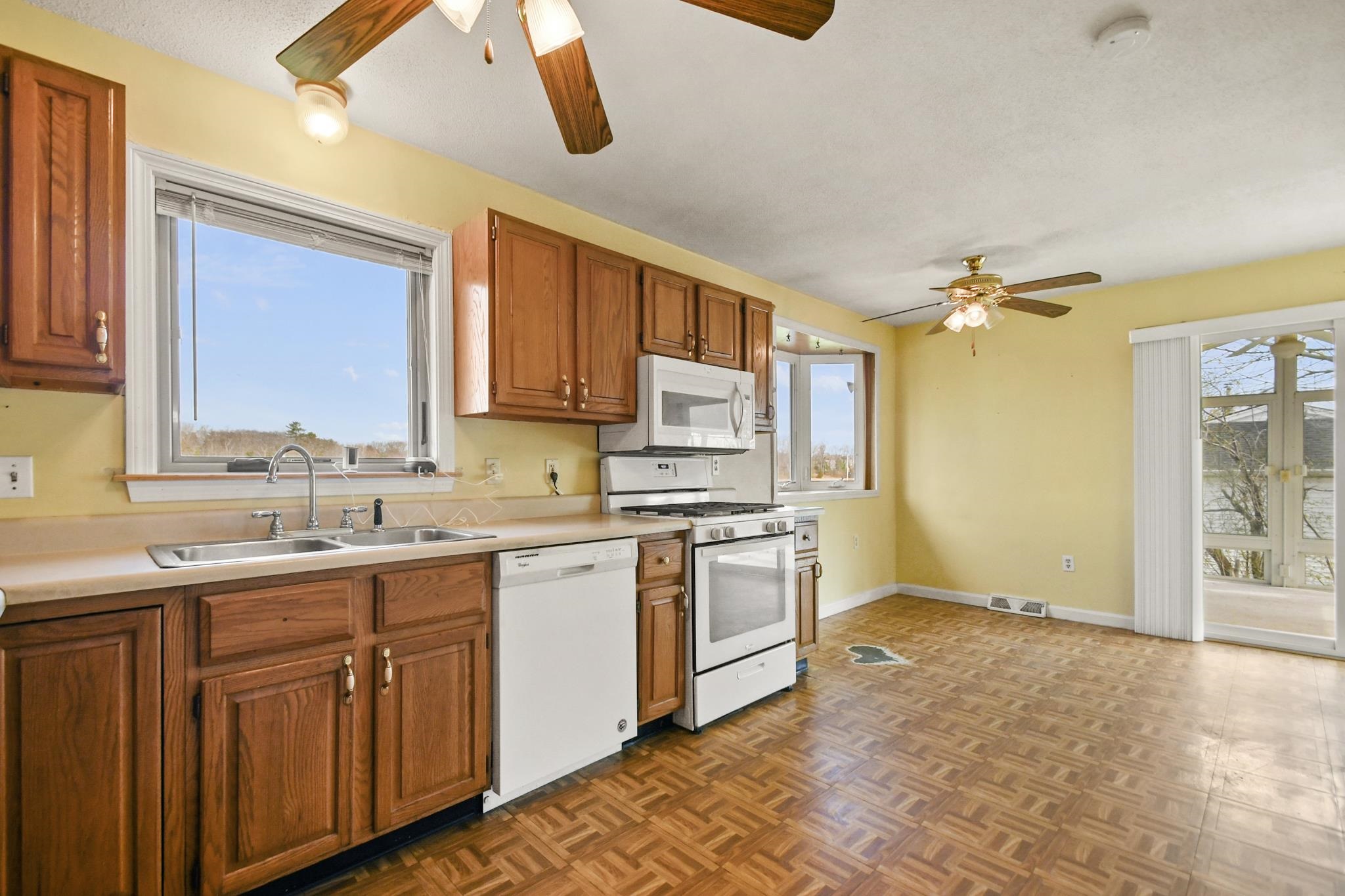 275 Walton Road Seabrook, NH 03874 - Photo 12 of 30