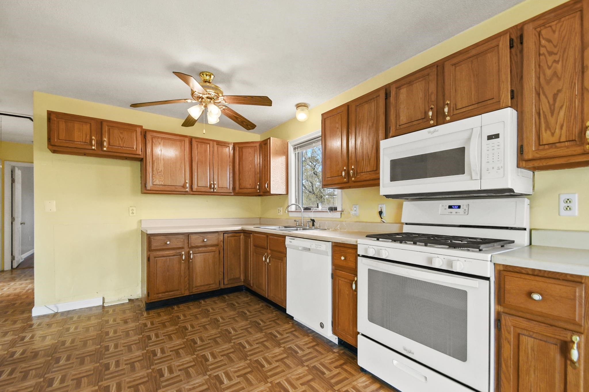 275 Walton Road Seabrook, NH 03874 - Photo 13 of 30