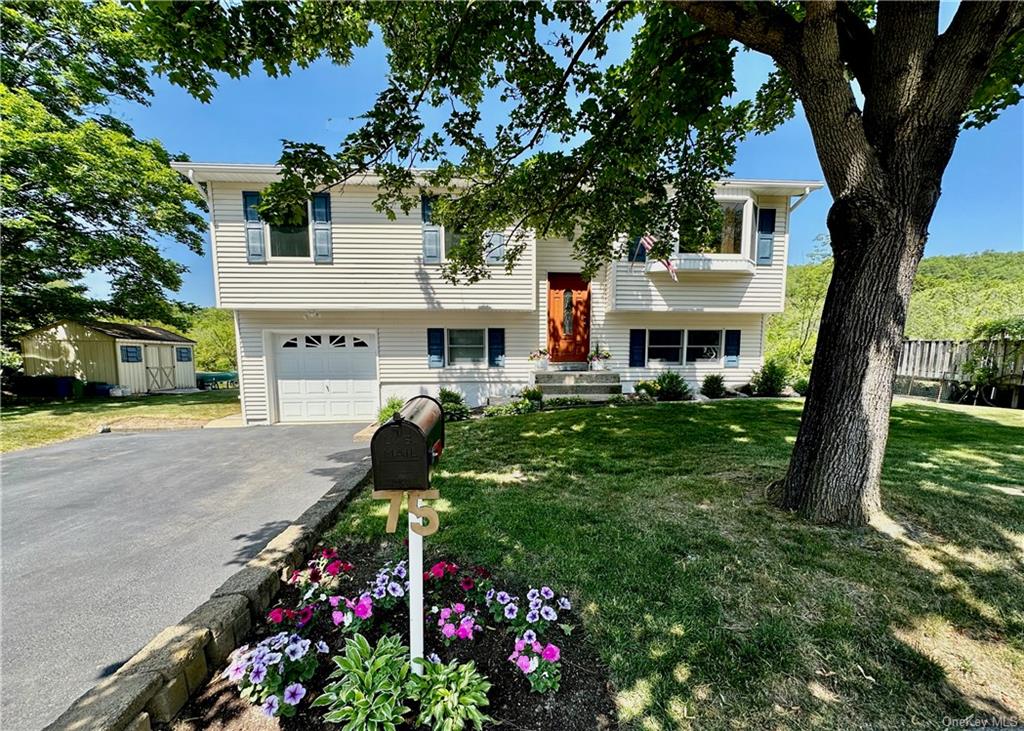 75 Lincoln Street, Sloatsburg, NY 10974 Compass