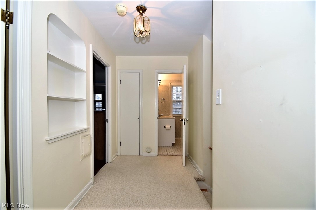 2609 Milton Road Cleveland, OH 44118 - Photo 16 of 26 Gallery Image 16