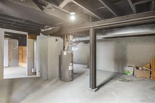 $215,000 | 1516 Quendo Avenue, St. Louis, MO 63130