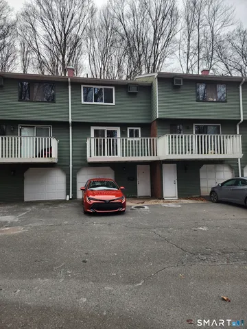 $2,100 | 83 Churchill Way, Unit 83, Newington, CT 06111