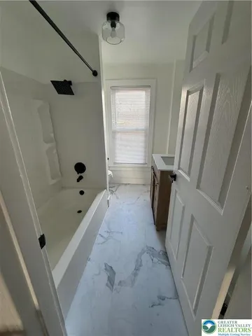 $2,400 | 56 West North Street, Bethlehem, PA 18018