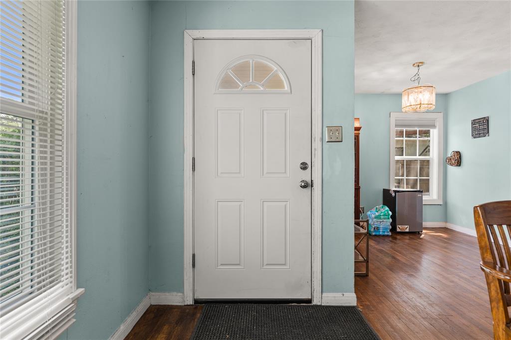 3408 Fadal Avenue Waco, TX 76708 - Photo 2 of 20