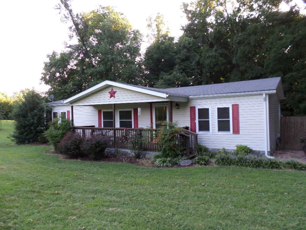 2087 Carithers Road Princeton, IN 47670 - Photo 1 of 25