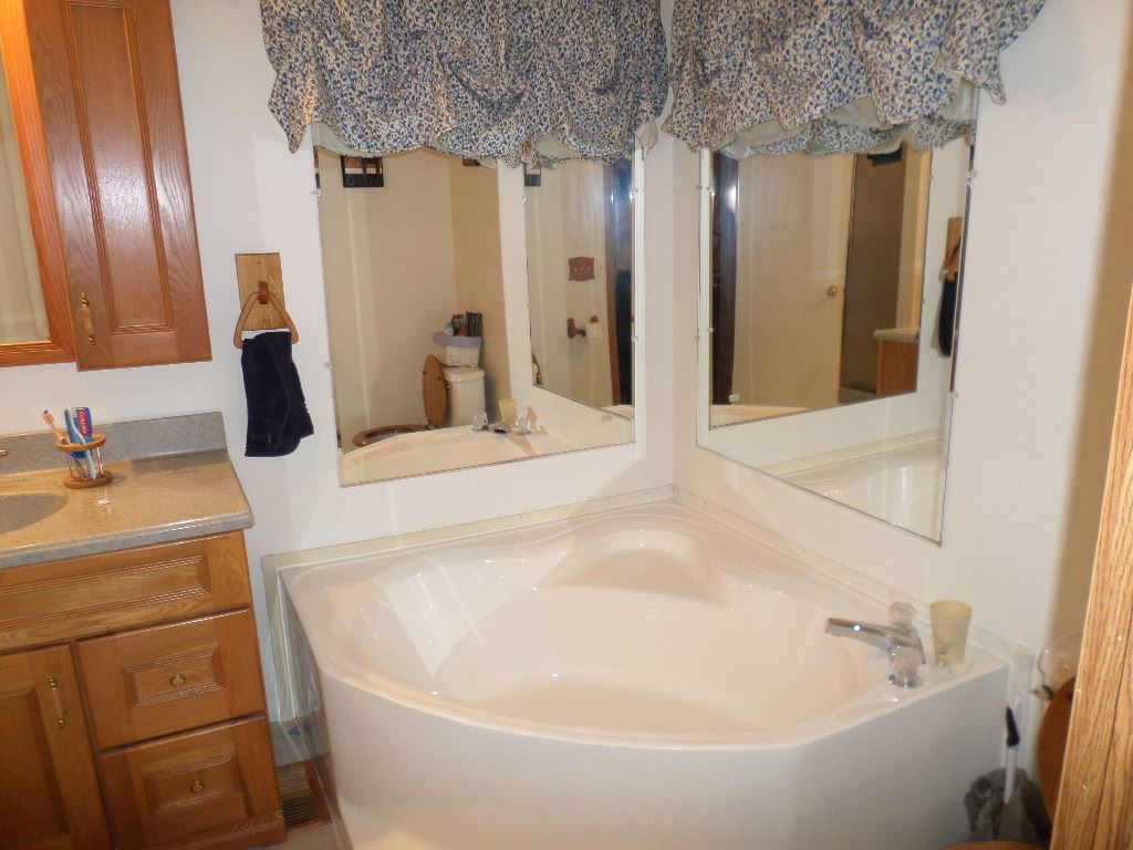 2087 Carithers Road Princeton, IN 47670 - Photo 13 of 25