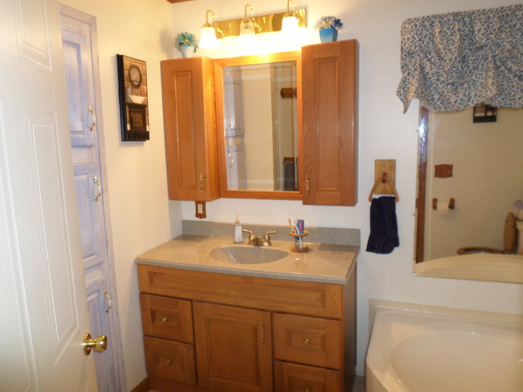 2087 Carithers Road Princeton, IN 47670 - Photo 14 of 25