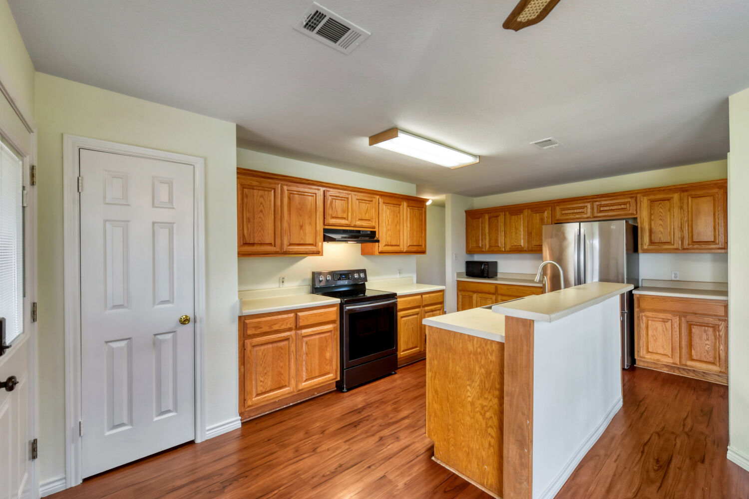 2601 Windy Ridge Road Taylor, TX 76574 - Photo 9 of 30