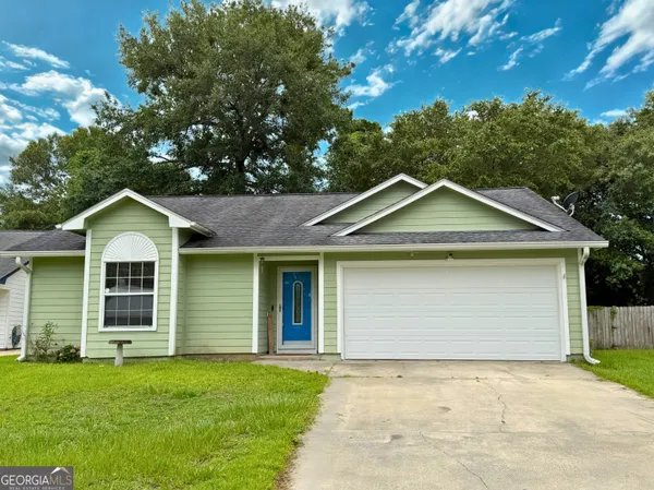 $1,950 | 143 Lake Jordan Boulevard, Kingsland, GA 31548