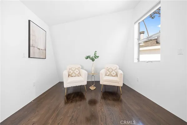$2,479,999 | 719 Venice Blvd., Venice, CA 90291