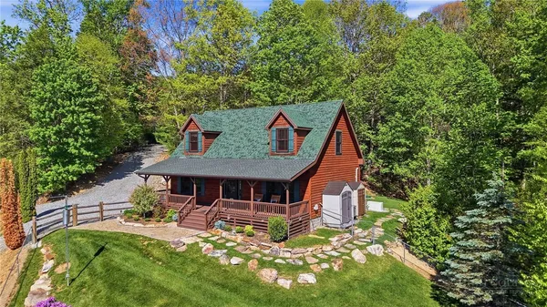 $550,000 | 394 Hummingbird Lane, Elk Park, NC 28622