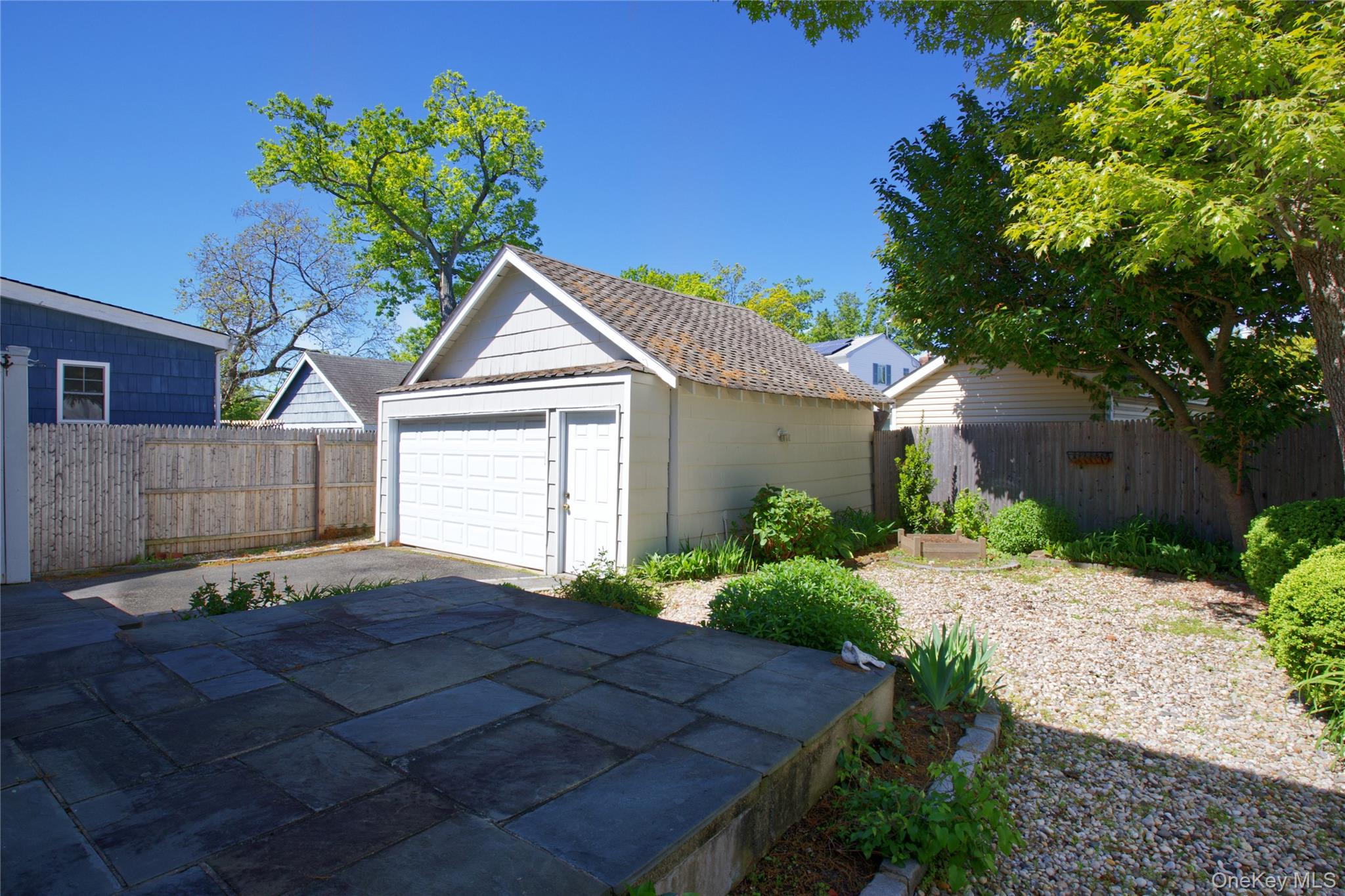 8 Revilo Road Bayville, NY 11709 - Photo 23 of 27