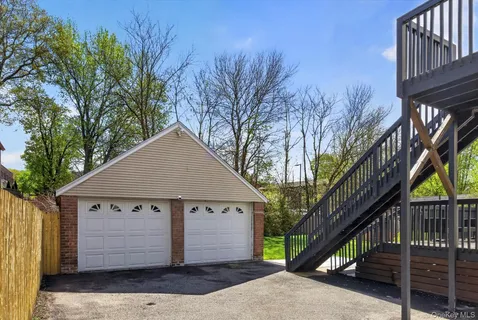 a view of outdoor space yard and front view of a house