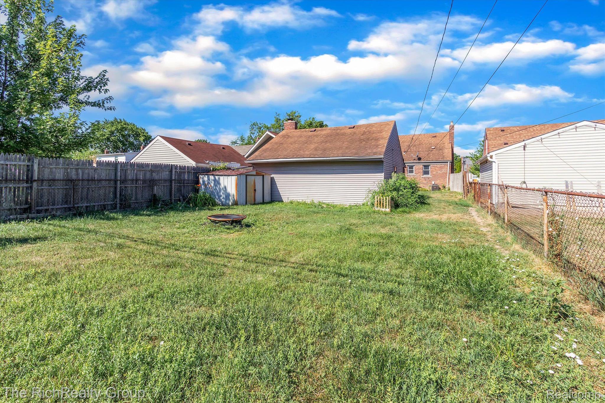 9839 Ruth Avenue Allen Park, MI 48101 - Photo 28 of 32 Gallery Image 28