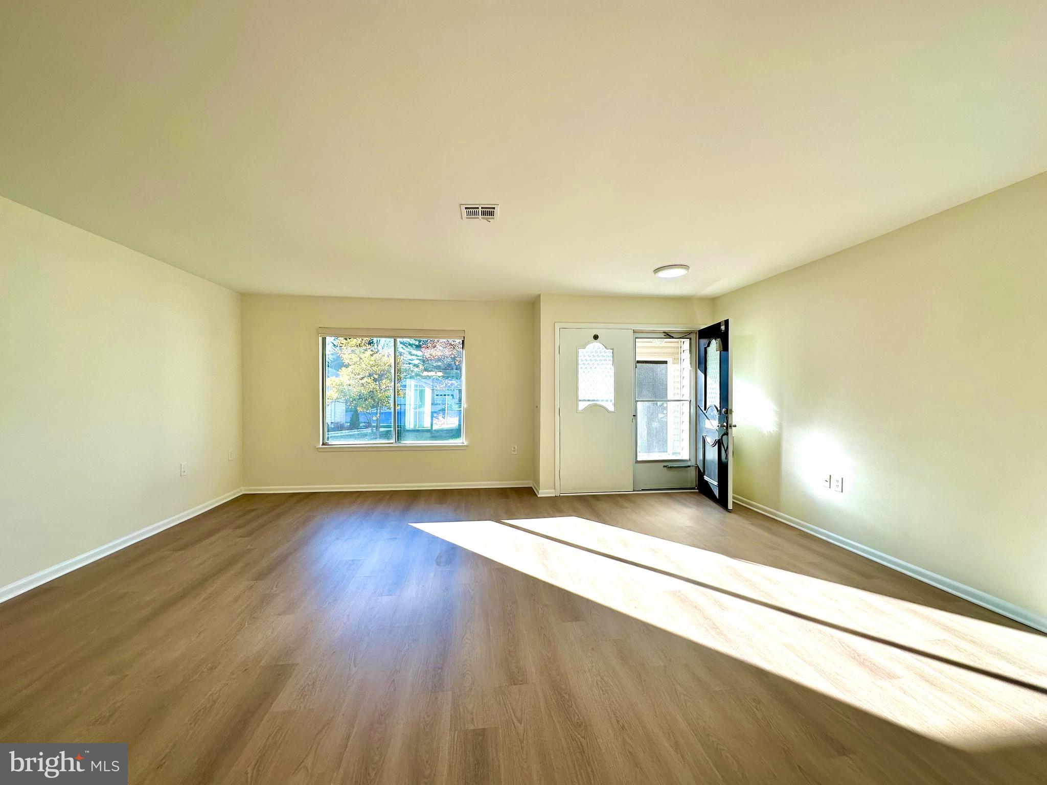 3309 Solomons Court, Unit 102C Silver Spring, MD 20906 - Photo 3 of 36 Living room